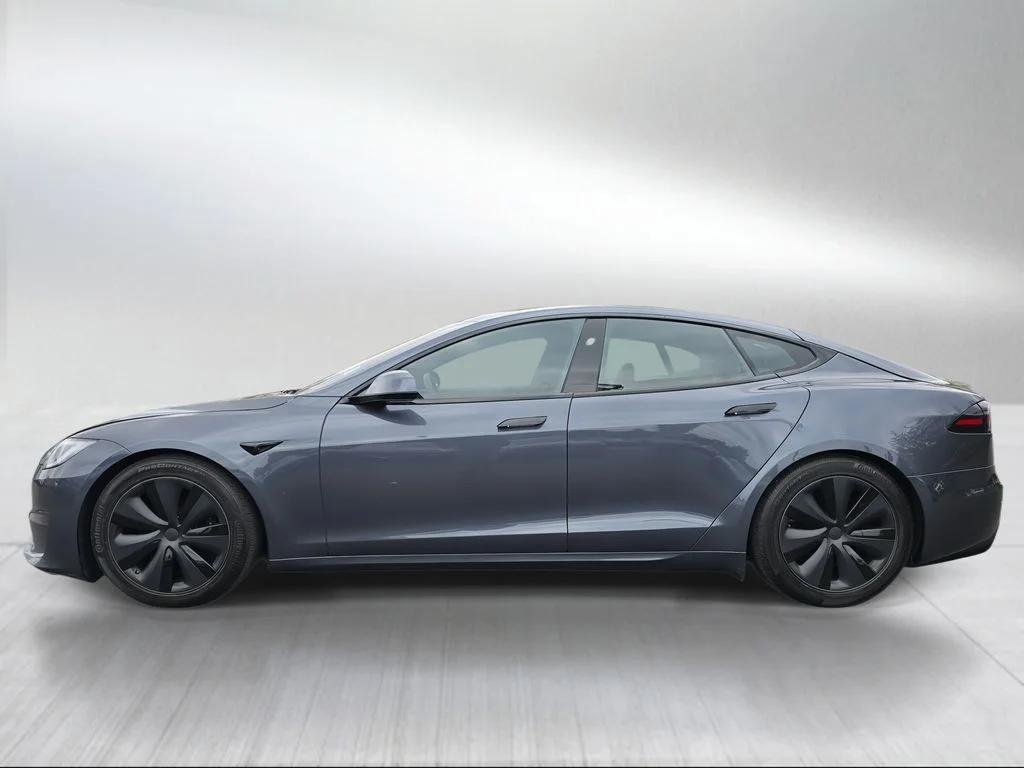Used 2023 Stealth Gray Tesla  image 6