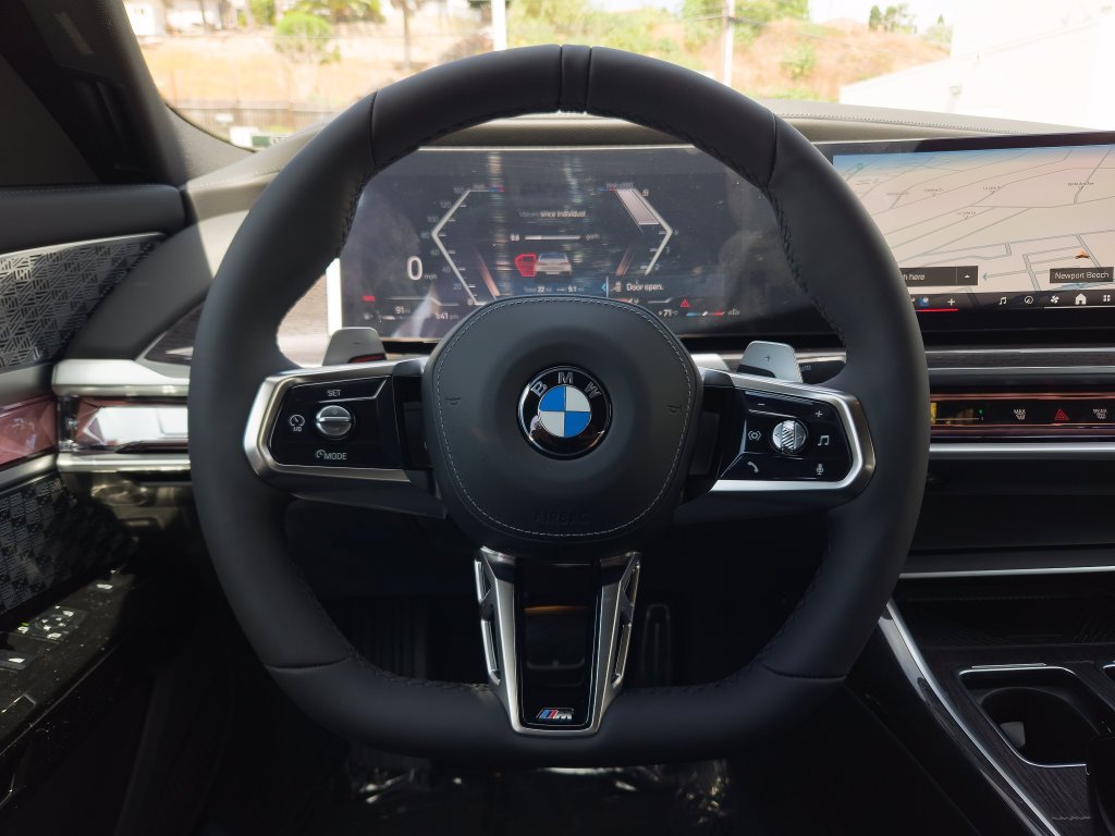 2026 BMW 7 Series 760i - Photo 14
