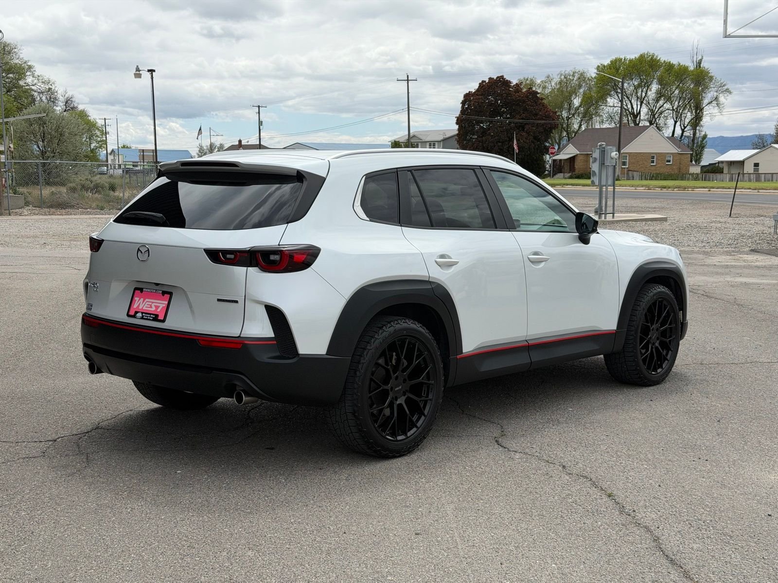 View vehicle photo 7