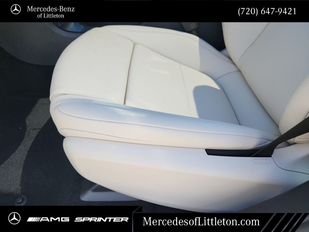 New 2027 Polar White Mercedes-Benz CLA 220 image 23
