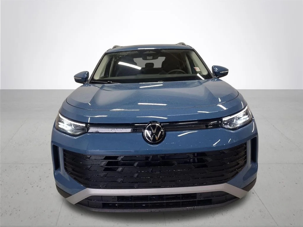 New 2026 Blue Volkswagen 2.0T SE image 3