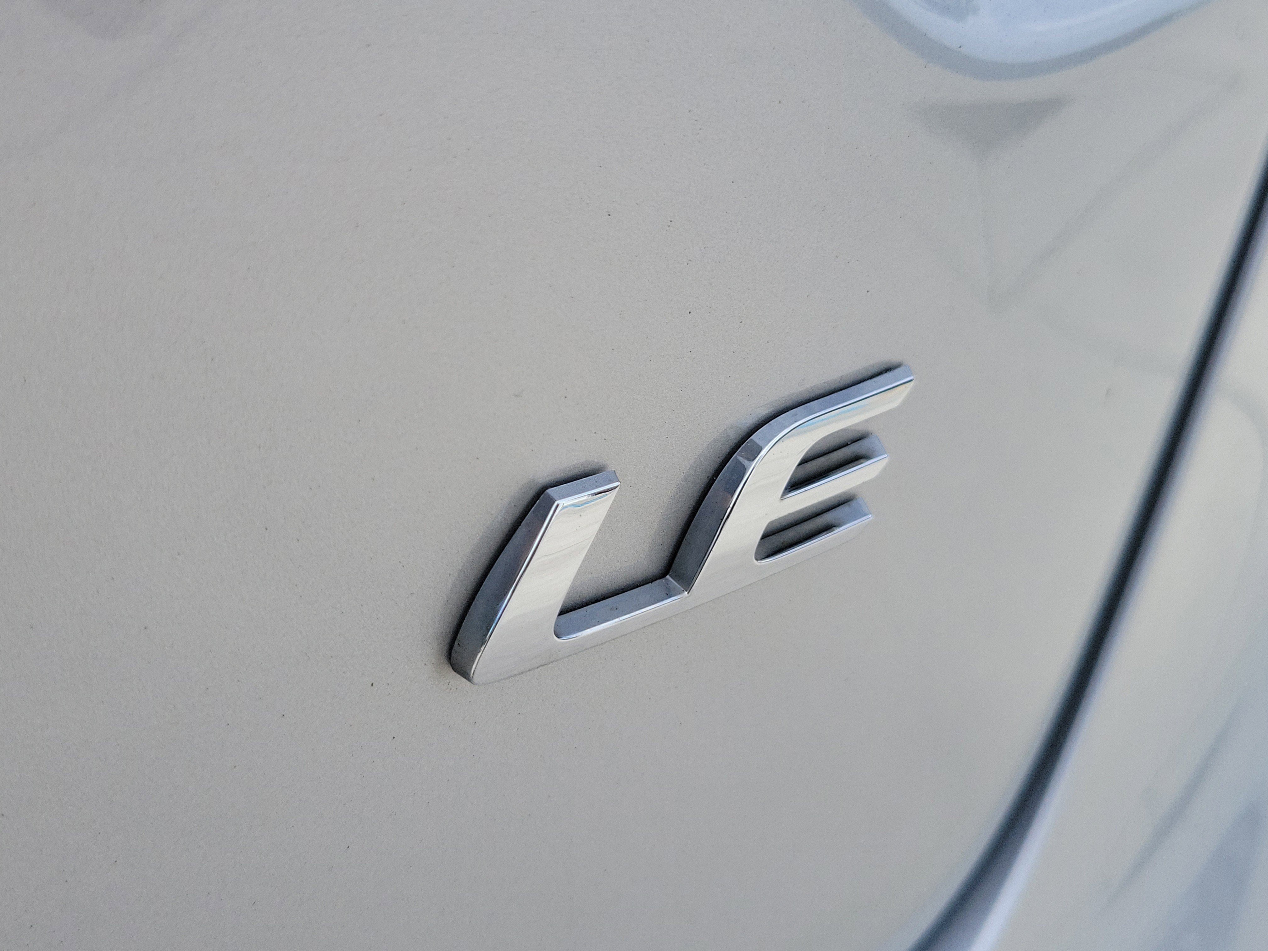 Used 2020 Classic Silver Metallic Toyota LE image 9