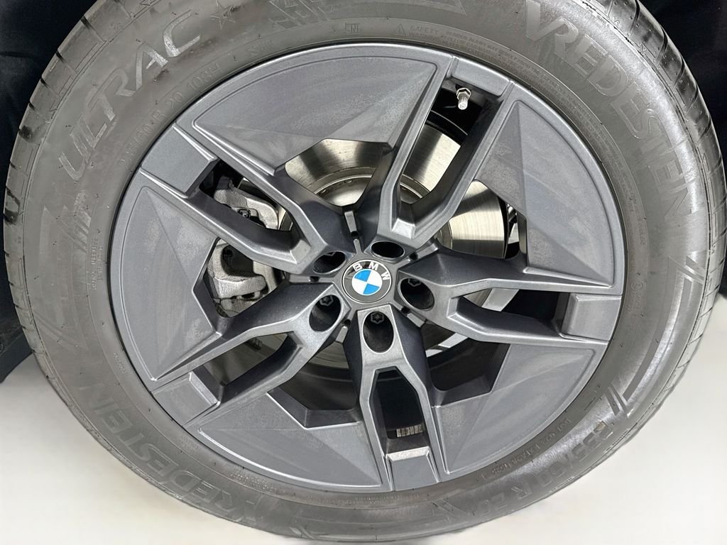 Certified Used 2026 Black Sapphire Metallic BMW xDrive45 image 29