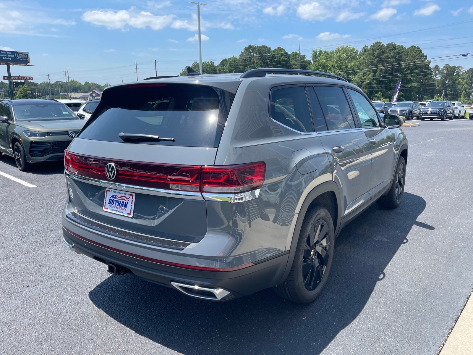 New 2026 Pure Gray Volkswagen SE image 16