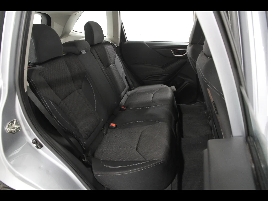 Used 2019 Ice Silver Metallic Subaru Base image 18