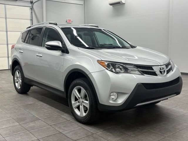 2014 Toyota RAV4 XLE AWD's photo