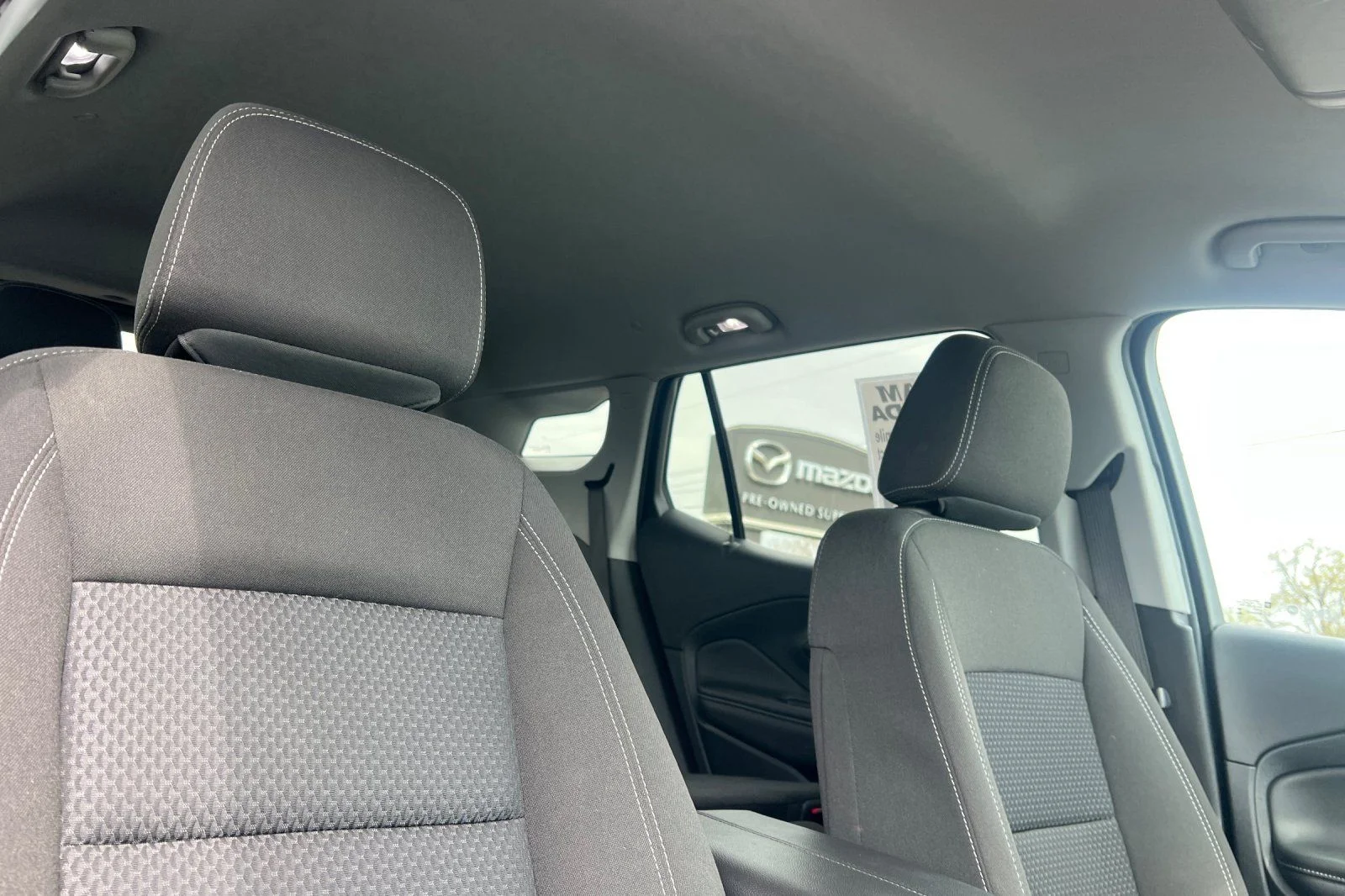 Used 2024 White GMC SLE image 15