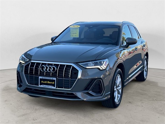 2025 Audi Q3 S line Premium Plus photo 3