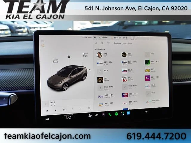 Used 2022  Tesla Long Range image 27