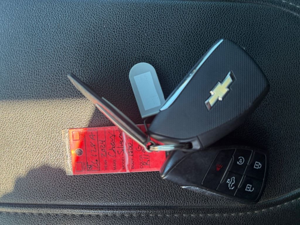 Used 2024 Gray Chevrolet RST image 37
