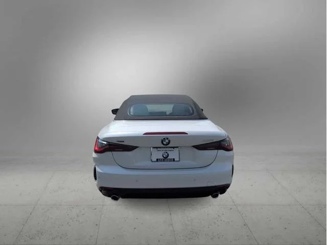 New 2027 Mineral White Metallic BMW 430i xDrive image 7