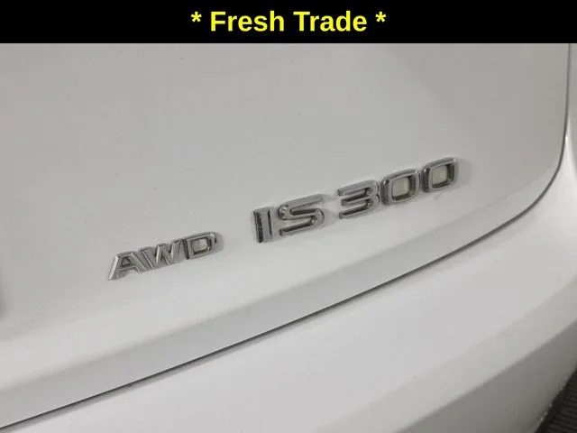 Used 2017 Ultra White Lexus 300 image 11