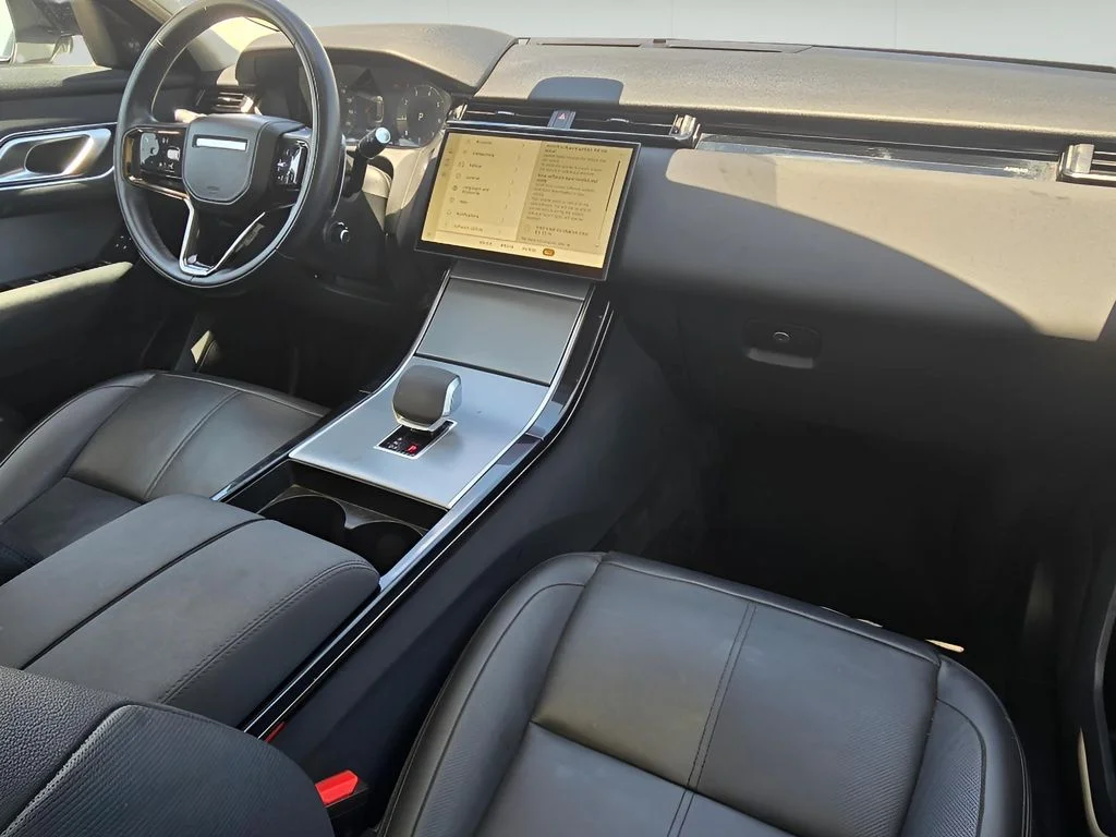 Used 2024 Silver Land Rover S image 14