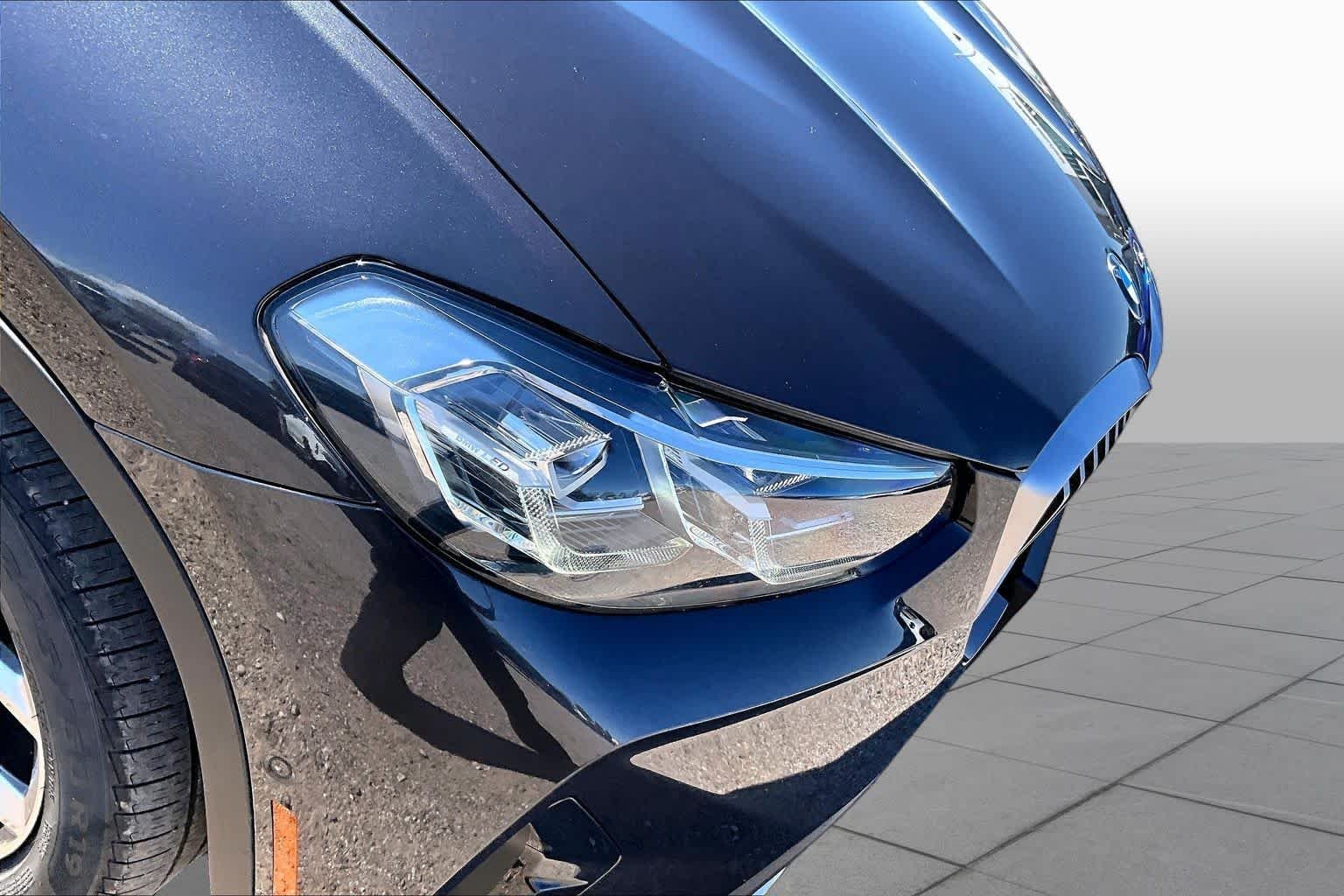 Used 2024 Dark Graphite Metallic BMW xDrive30i image 25