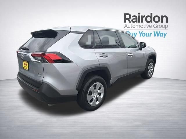 Used 2022 Silver Sky Metallic Toyota LE image 7