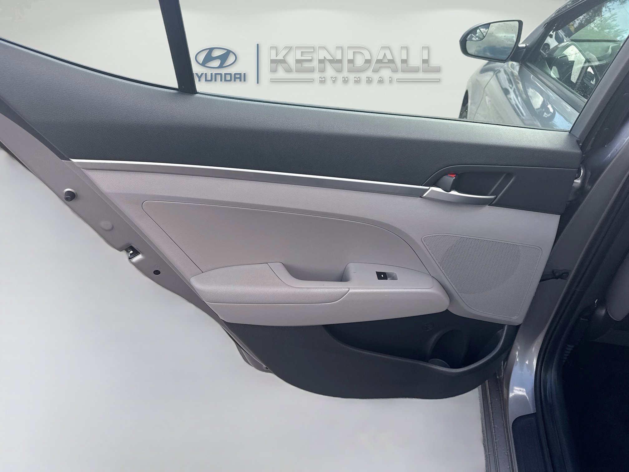 2020 Hyundai Elantra SE - Photo 22