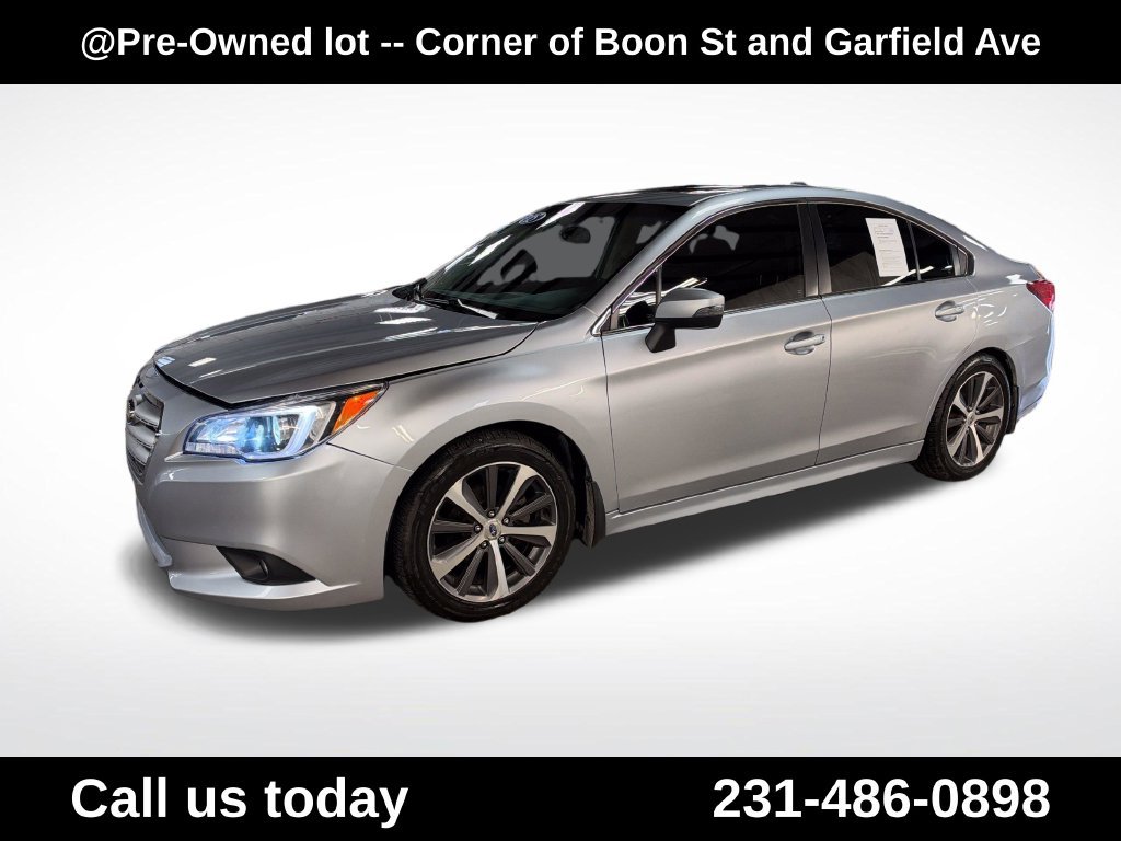Used 2015 Silver Subaru 2.5i image 1