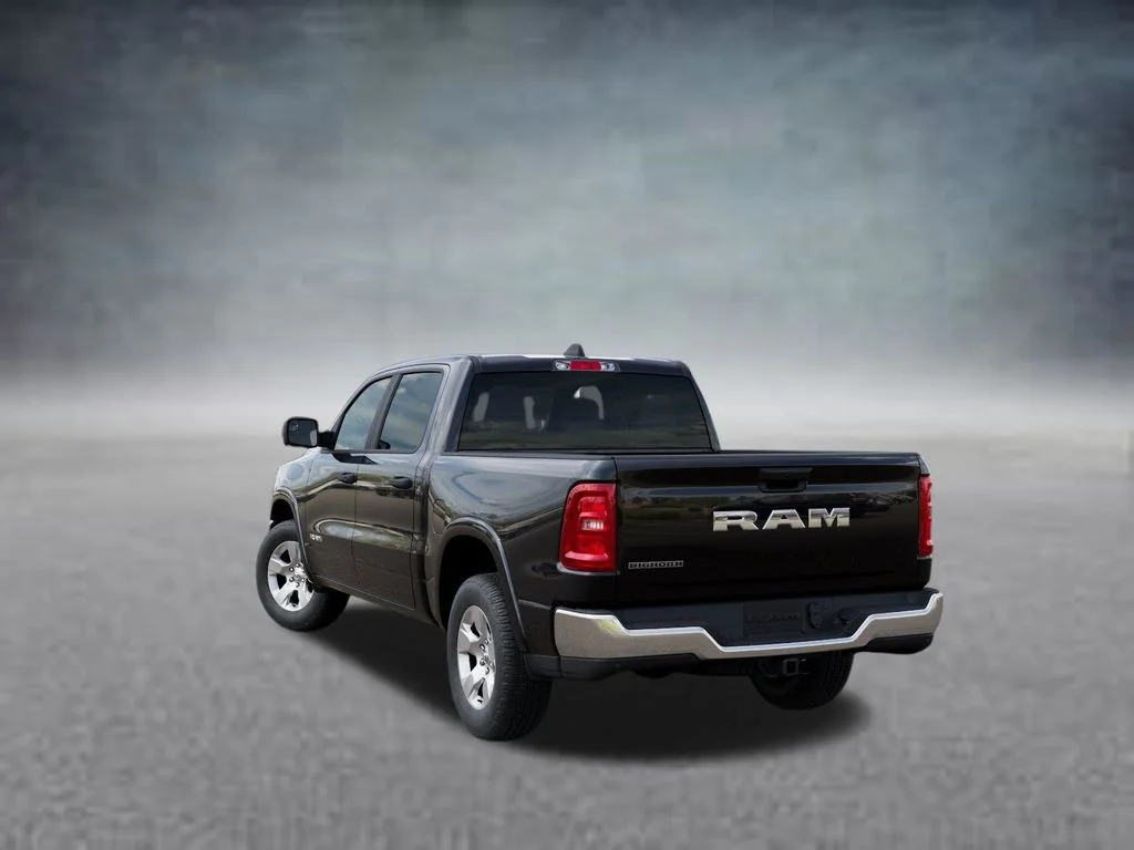 New 2026 Diamond Black Crystal Pearl-Coat Exterior Paint RAM Big Horn/Lone Star image 3