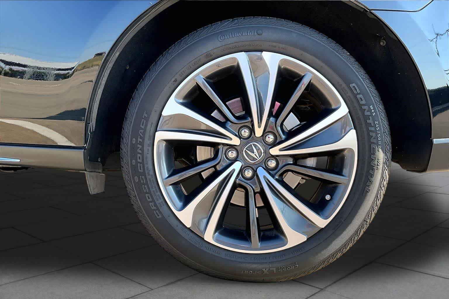 Used 2020 Majestic Black Pearl Acura SH-AWD with Technology Package image 11