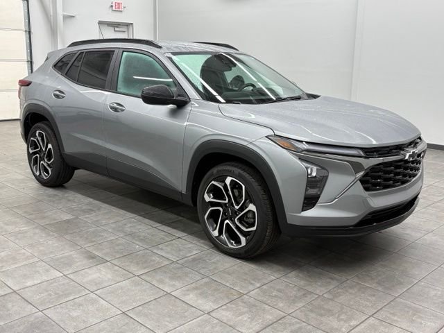 Used 2025 Gray Chevrolet 2RS image 1