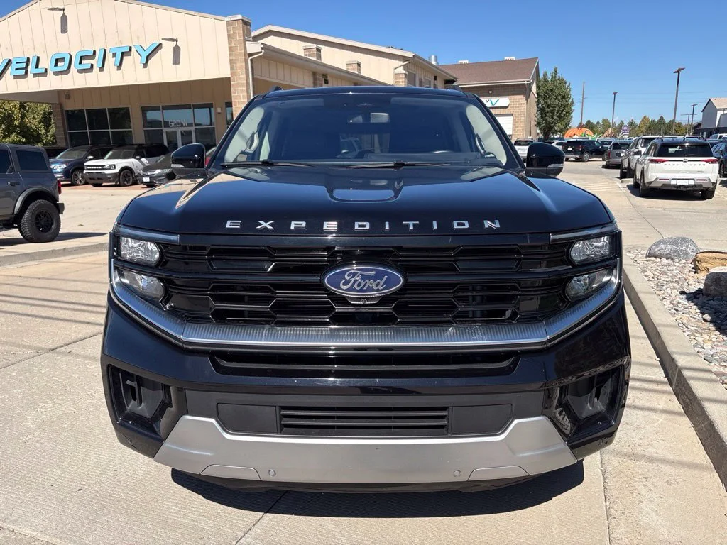 Used 2025 Black Ford Platinum image 2