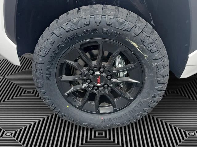2026 Toyota Tundra SR5 - Photo 12