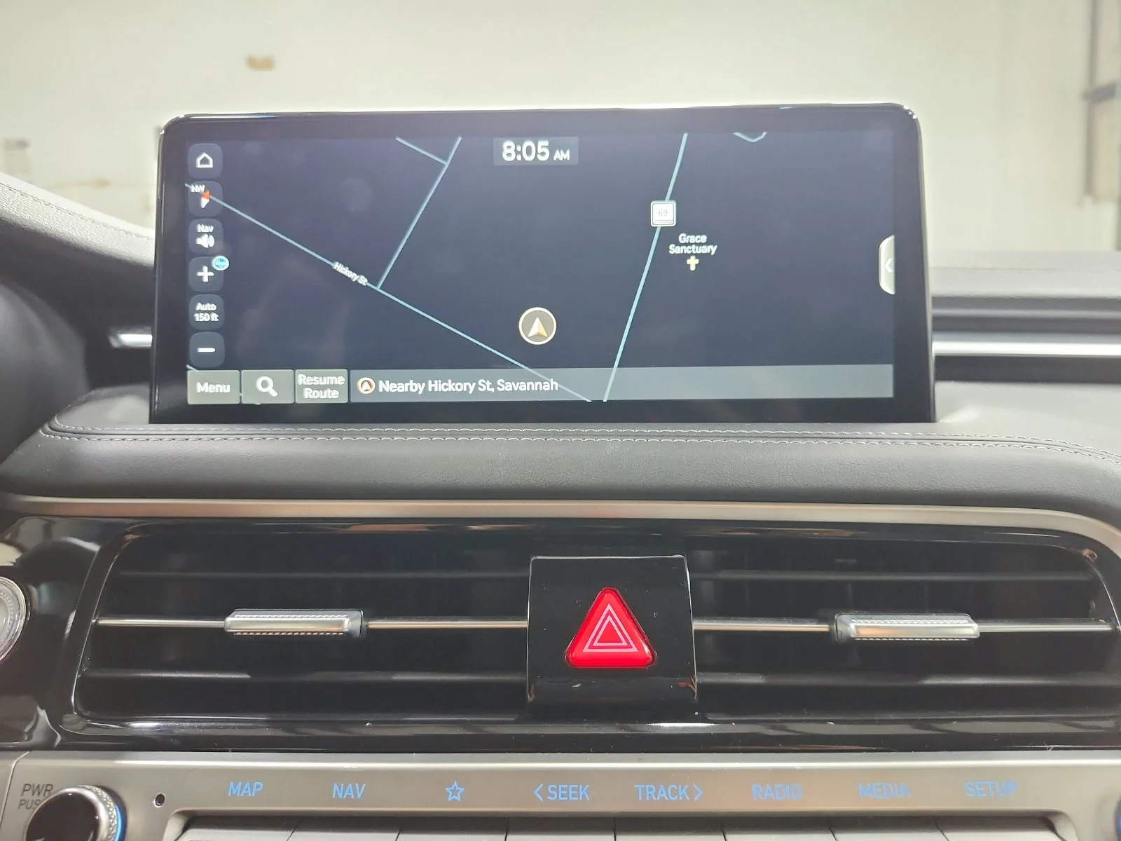2025 GENESIS G70 Standard - Photo 15
