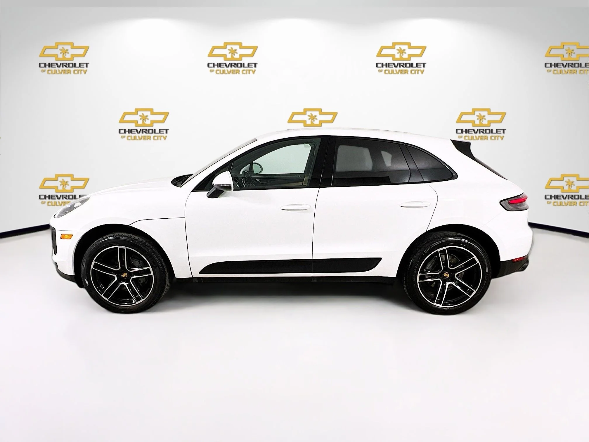 Used 2020 White Porsche S image 5