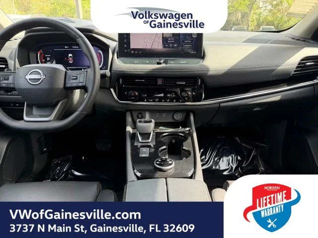 Used 2025 Gun Metallic Nissan SL image 13