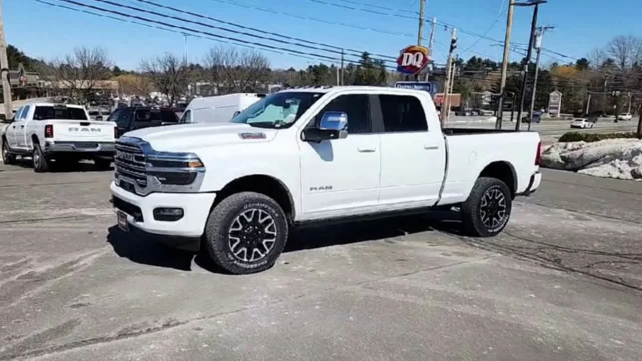 New 2026 Bright White Clear-Coat Exterior Paint RAM Longhorn image 4
