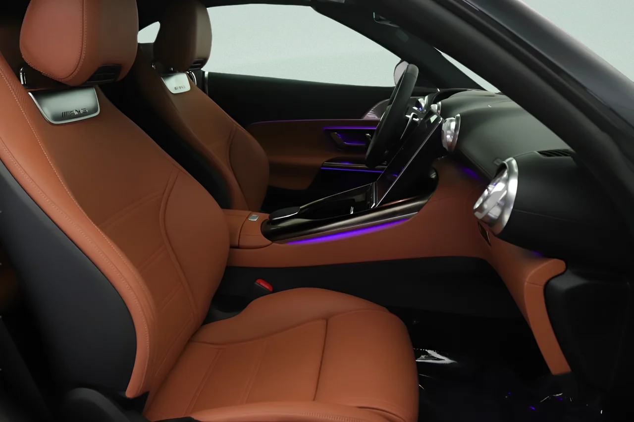 Used 2025 Black Mercedes-Benz SL 43 AMG® Touring Line image 28