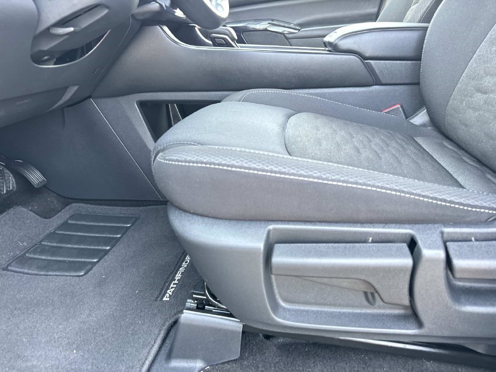 Used 2025 Gray Nissan S image 17