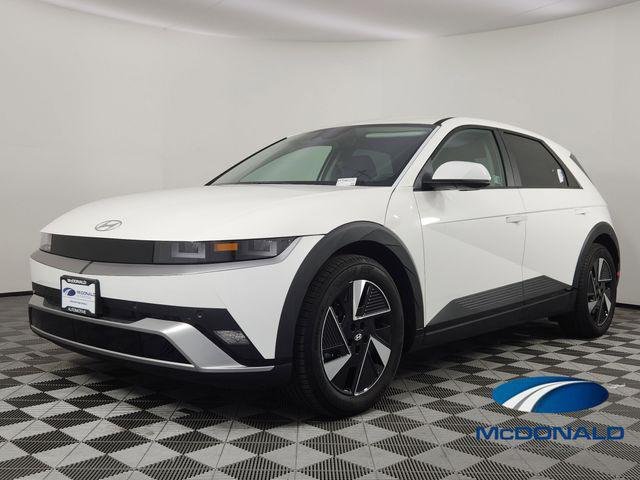 New 2026 White Hyundai SEL image 1
