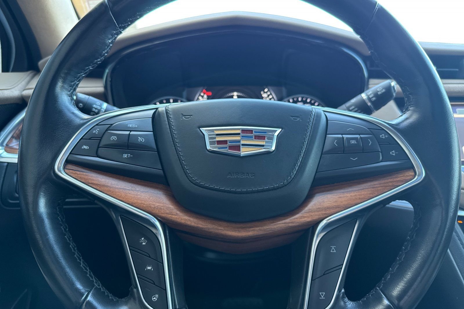 Used 2019 Gray Cadillac Platinum image 27