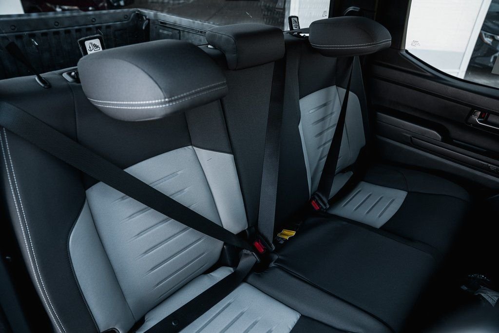 2025 Toyota Tacoma TRD Off Road - Photo 27