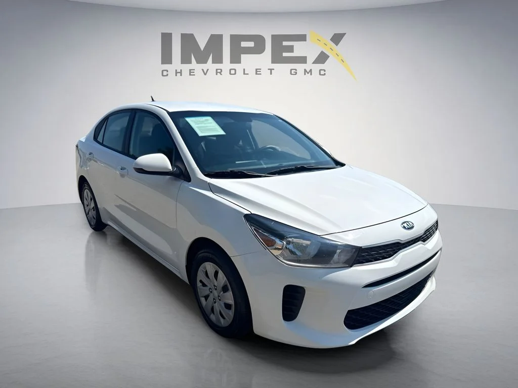 Used 2020 White Kia LX image 8