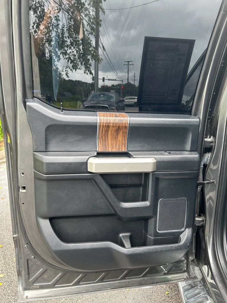 Used 2018 Gray Ford Lariat image 8