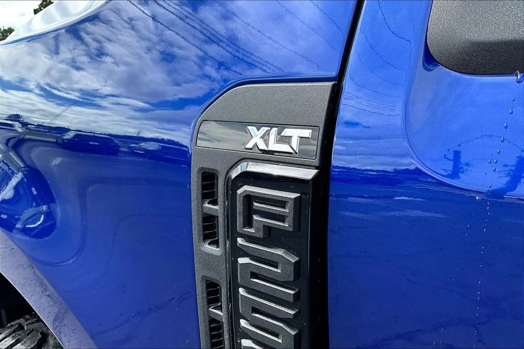 New 2026 Argon Blue Metallic Ford F-250® XLT image 9