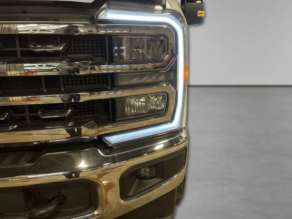 Certified Used 2024 Oxford White Ford Lariat image 20