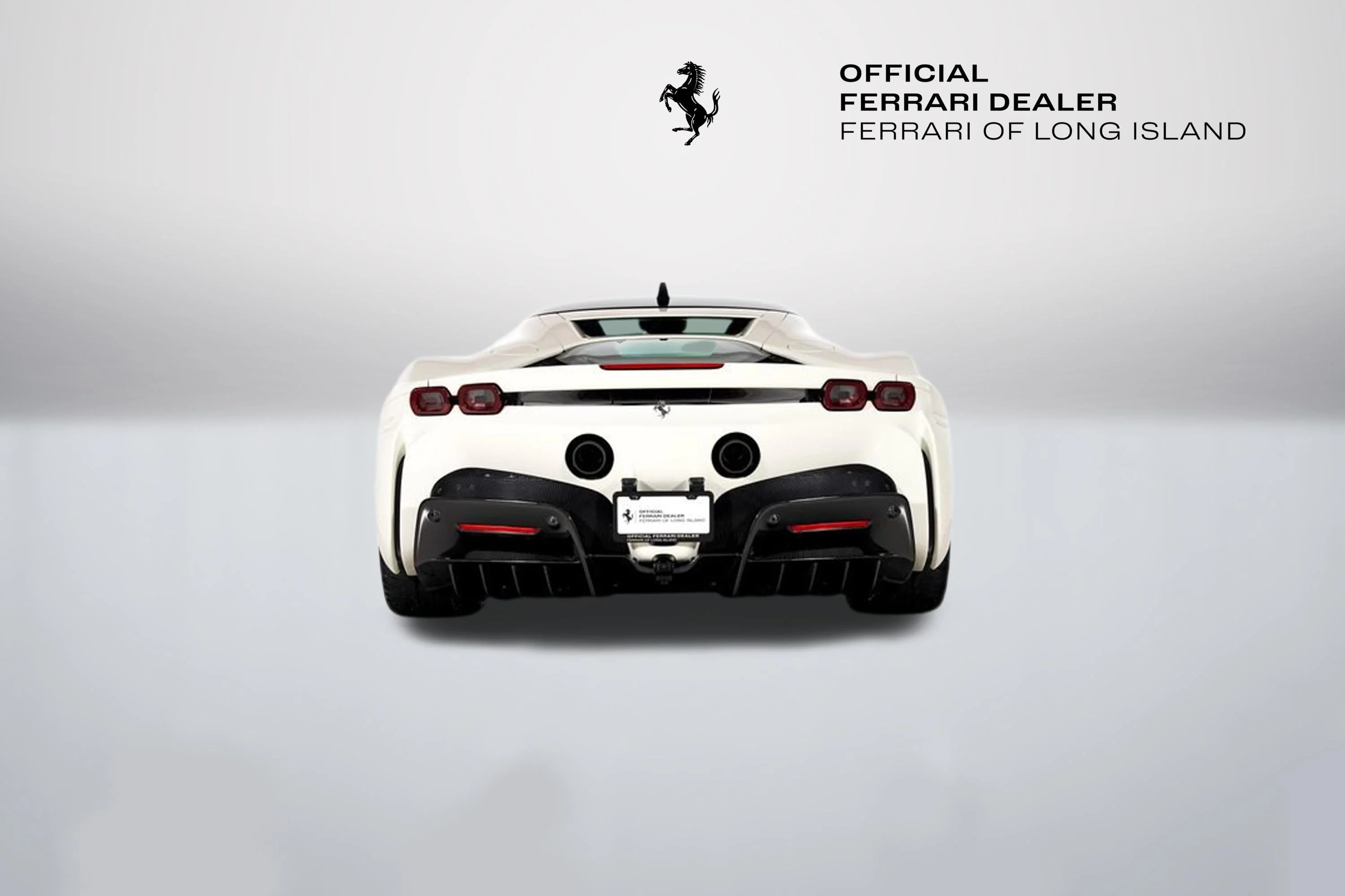 Used 2023 Bianco Avus Ferrari  image 8