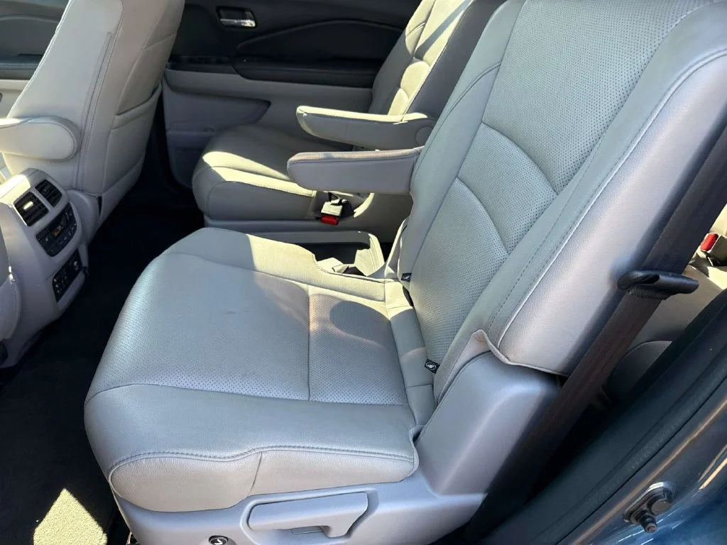 Used 2017 Blue Honda Elite image 21