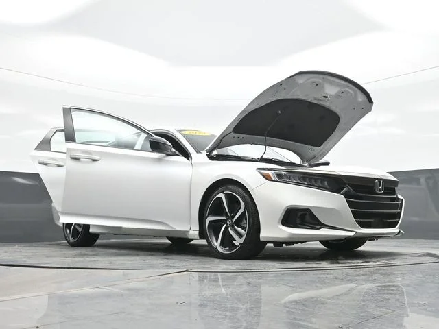 Used 2022 White Honda Sport image 32
