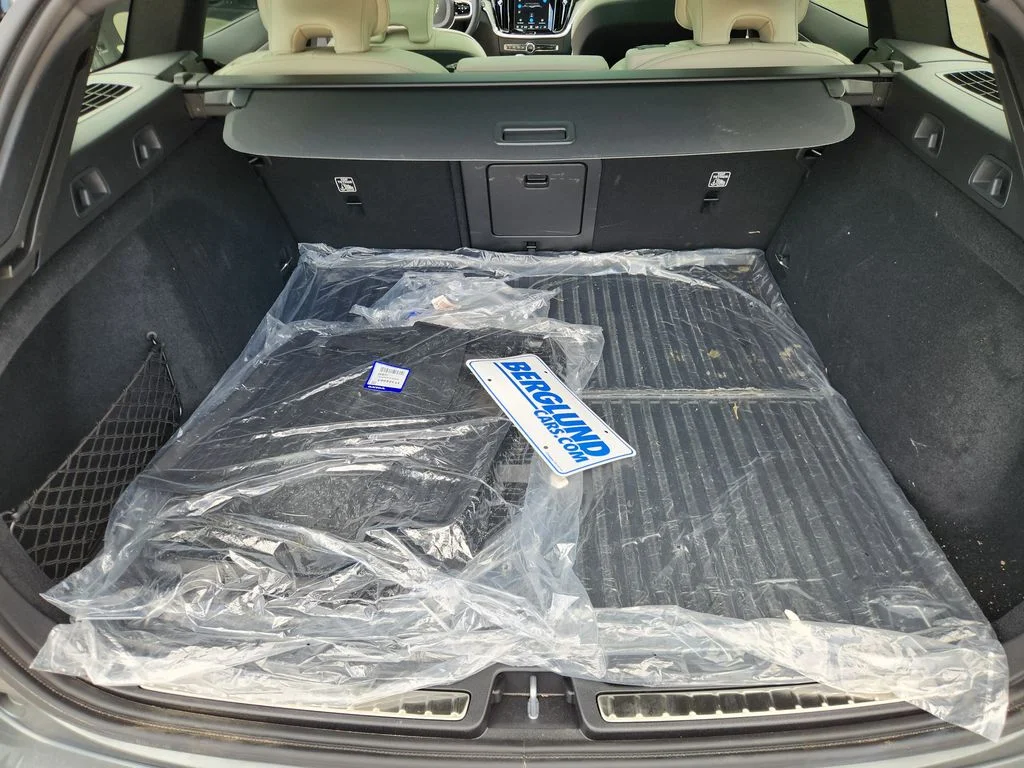 2026 Volvo V60 Cross Country Ultra - Photo 15