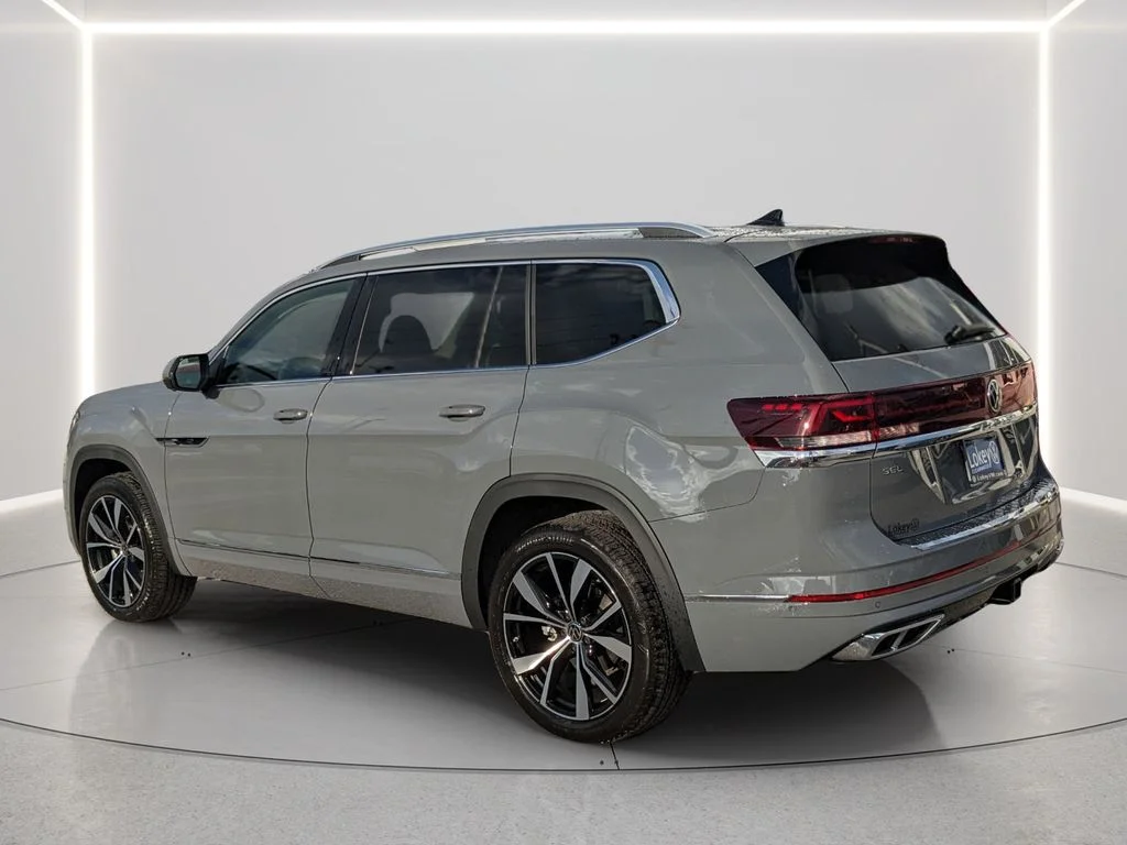 2026 Volkswagen Atlas SEL Premium R-Line - Photo 6