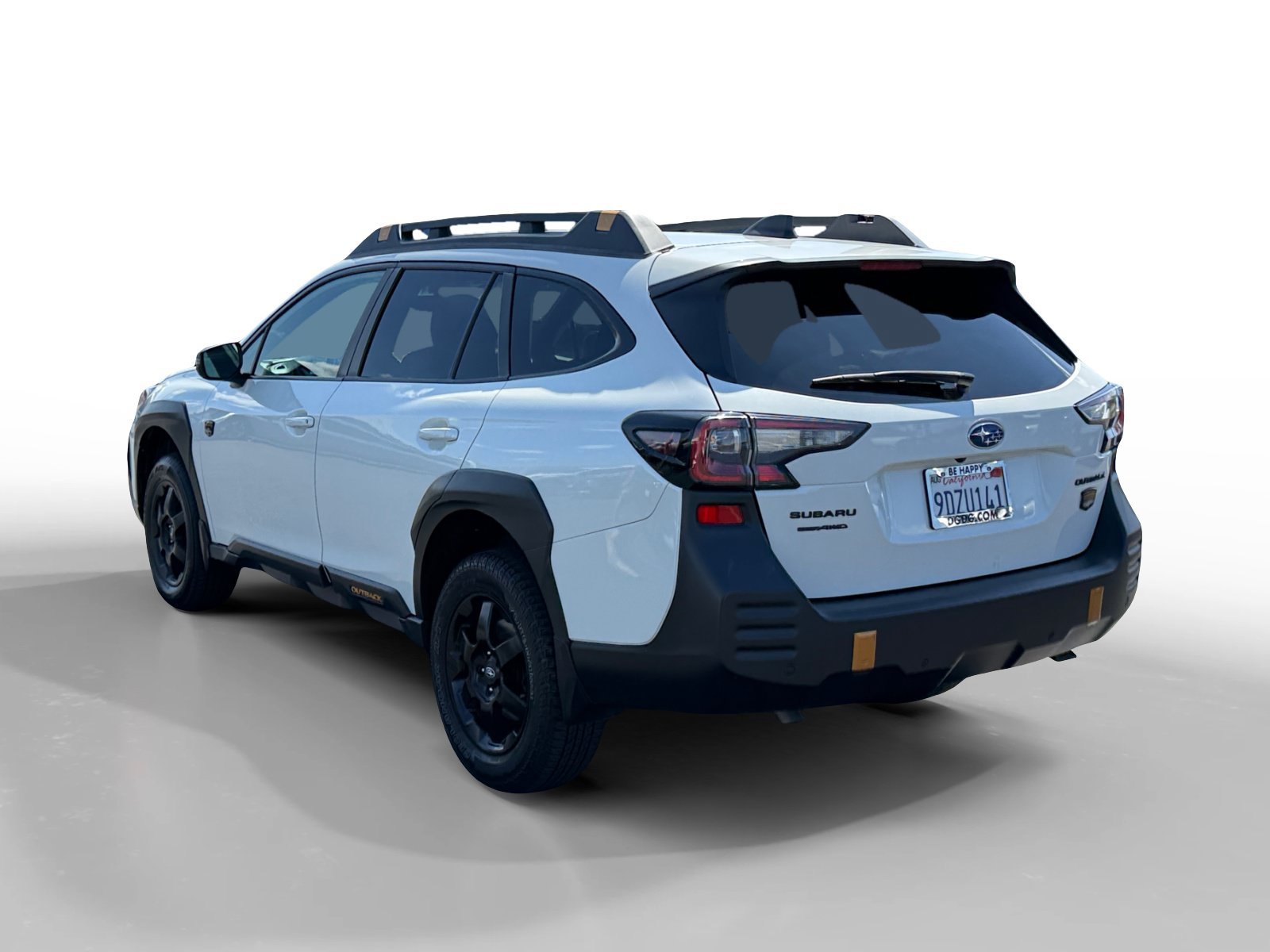Used 2022 Crystal White Pearl Subaru Wilderness image 3