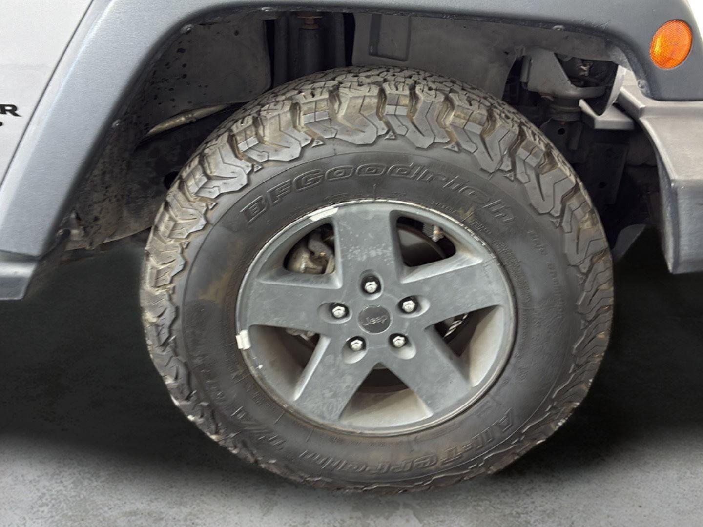 Used 2013 Billet Silver Metallic Jeep Sport image 12