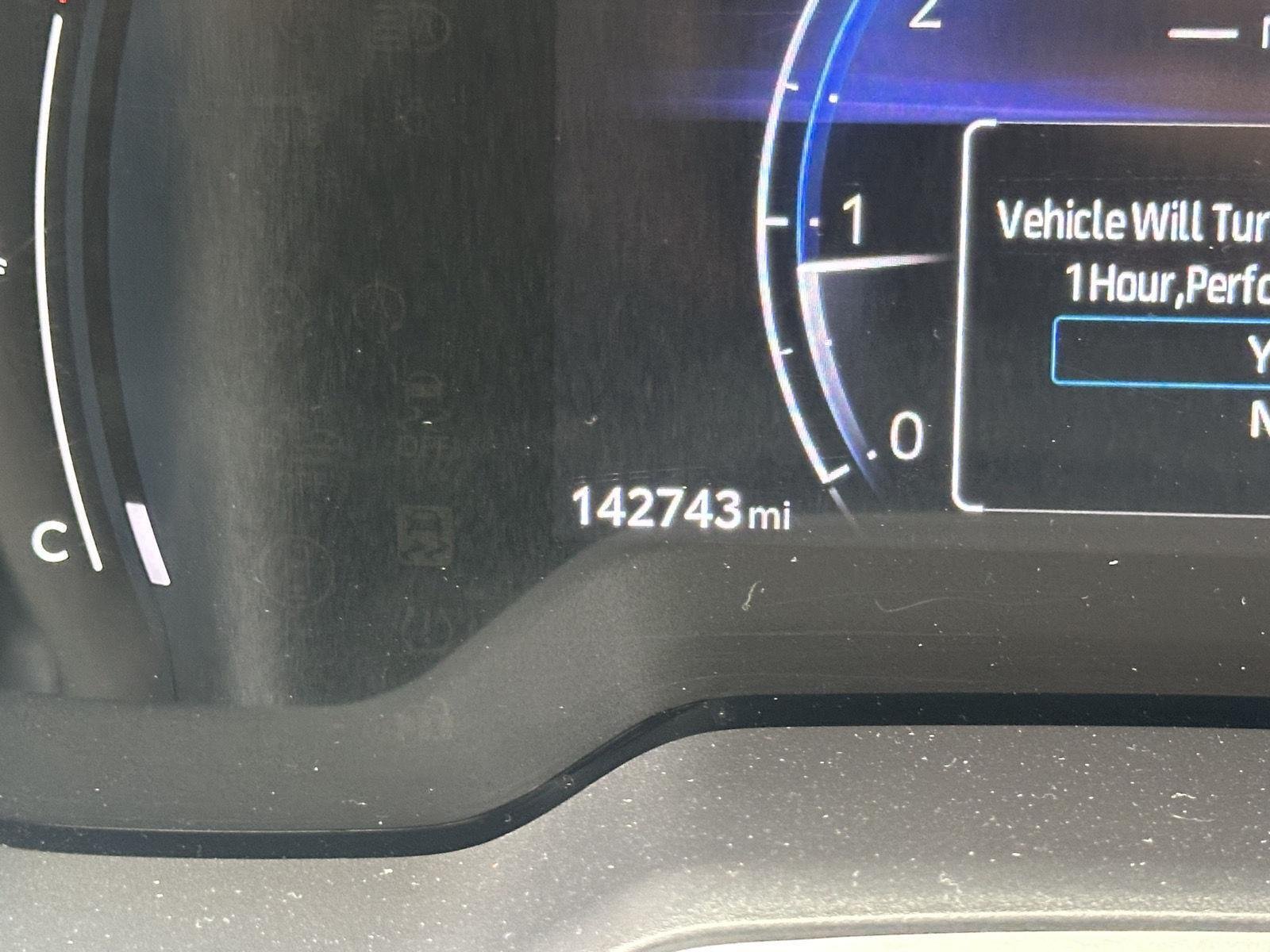 Used 2024 Wind Chill Pearl Toyota XSE image 13