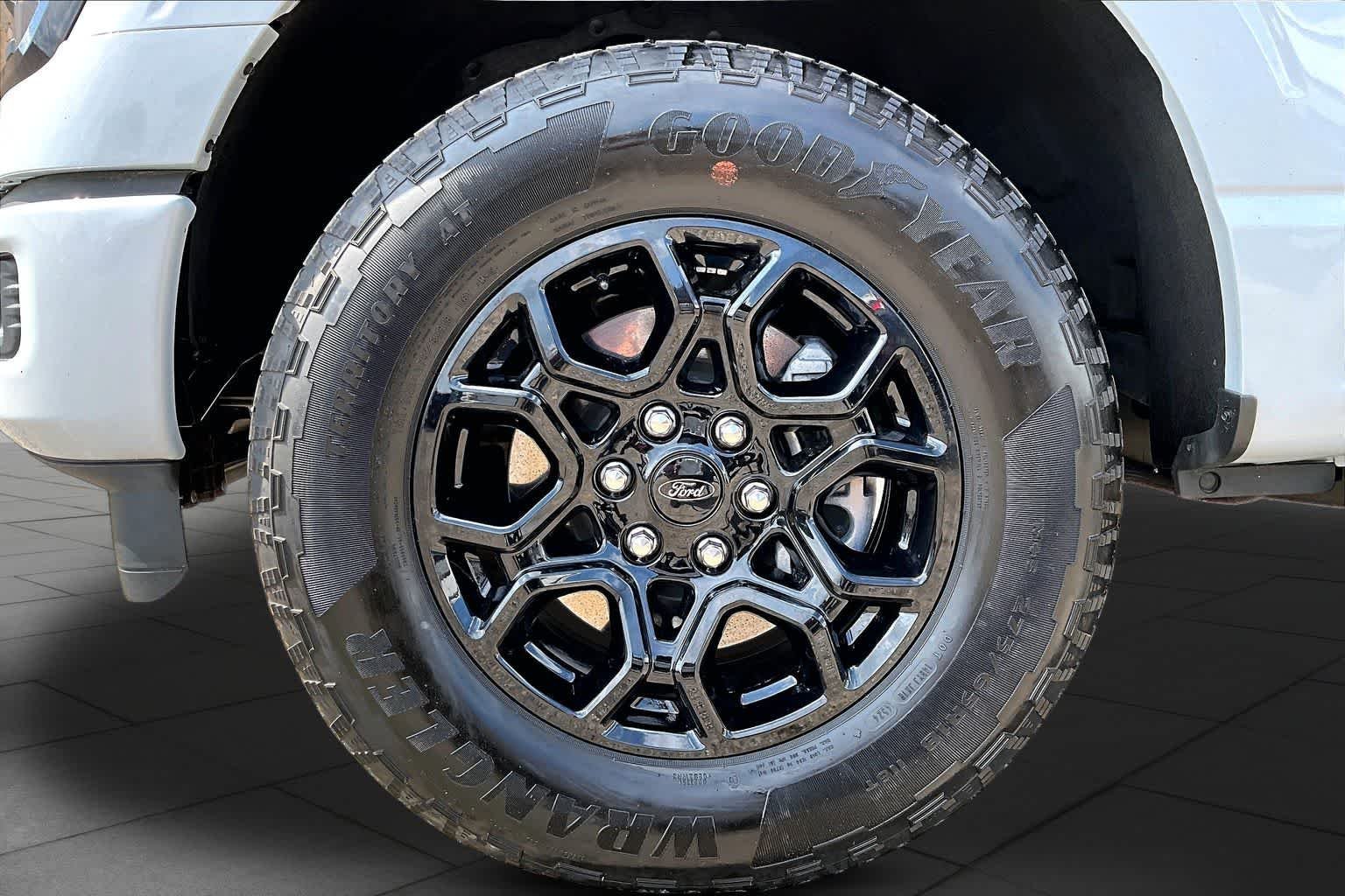 Certified Used 2025 Space White Metallic Ford XLT image 11
