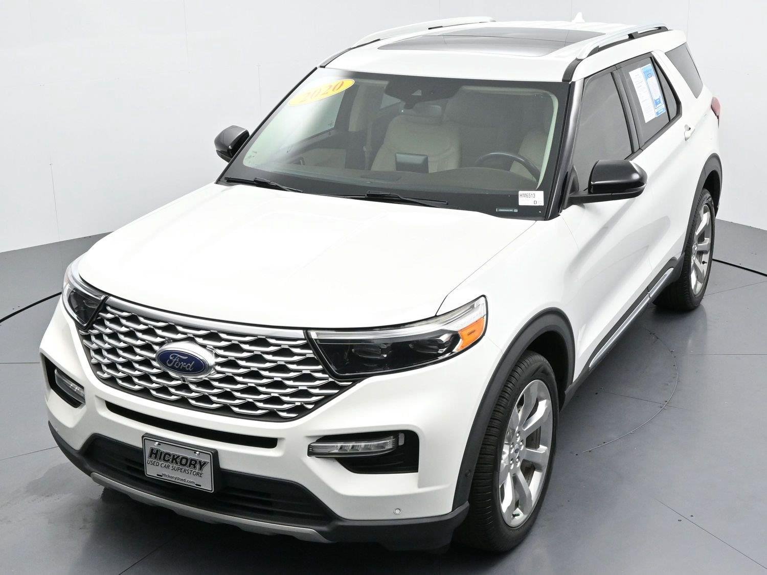 Used 2020 Star White Metallic Tri-Coat Ford Platinum image 45