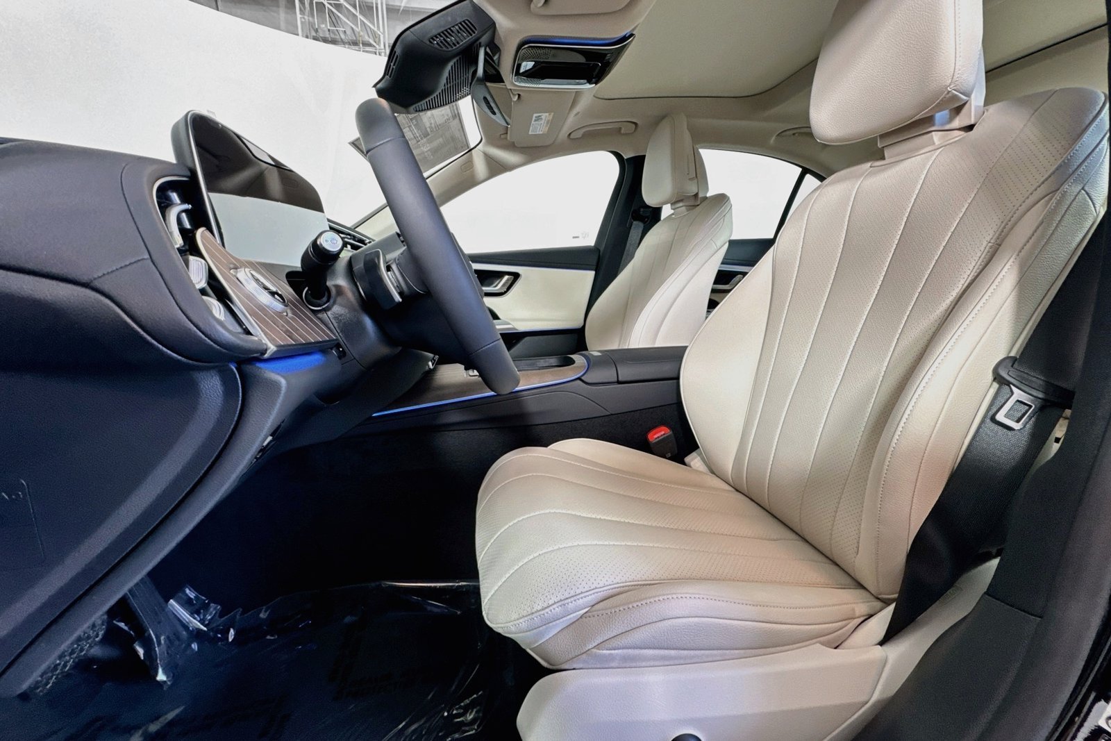 New 2027 Black Mercedes-Benz E 450 image 18